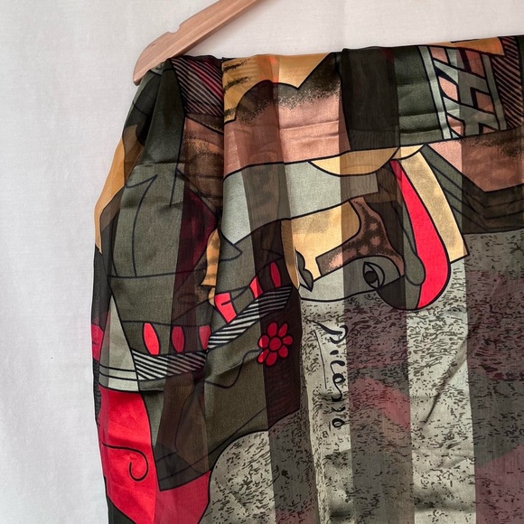 One of a Kind Vintage Silk Picasso headscarf - Picture 3 of 5